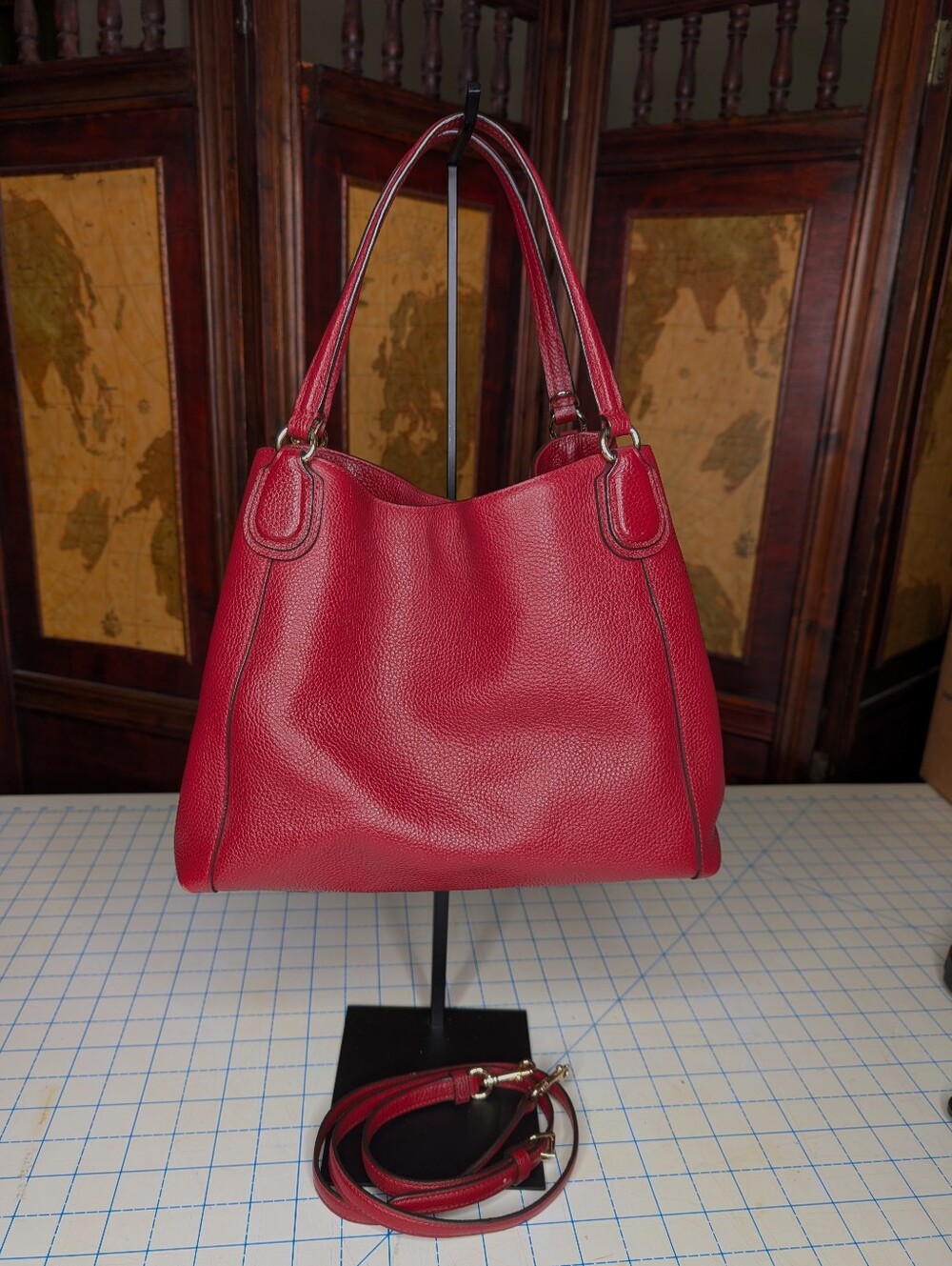 COACH Oxblood Edie 28 Pebble Leather Shoulder Bag Gold Hardware 35983 - Picture 2 of 11
